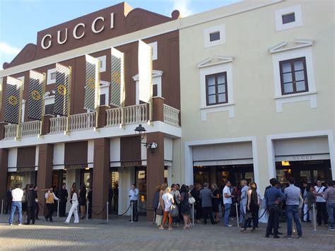 gucci outlet turin